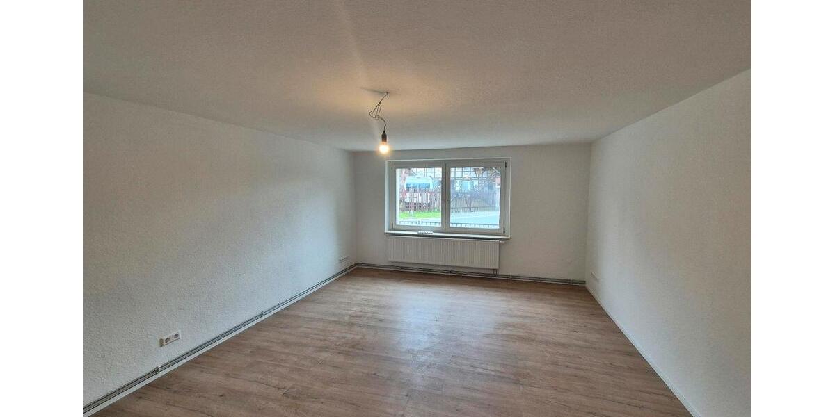 Erdgeschoßwohnung Peine - 3 Zimmer, 88 m&sup2;, 700&euro; | Angebot:26644683
