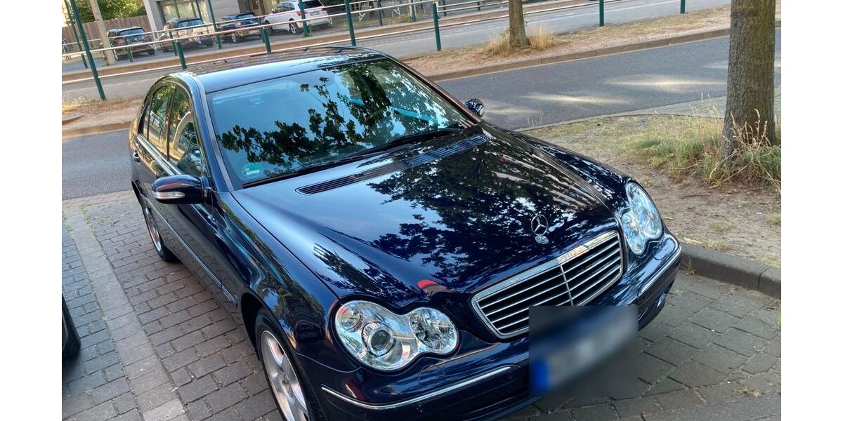 Mercedes-Benz C 200 209.000 km 4.450 &euro; Wolfsburg 38444
