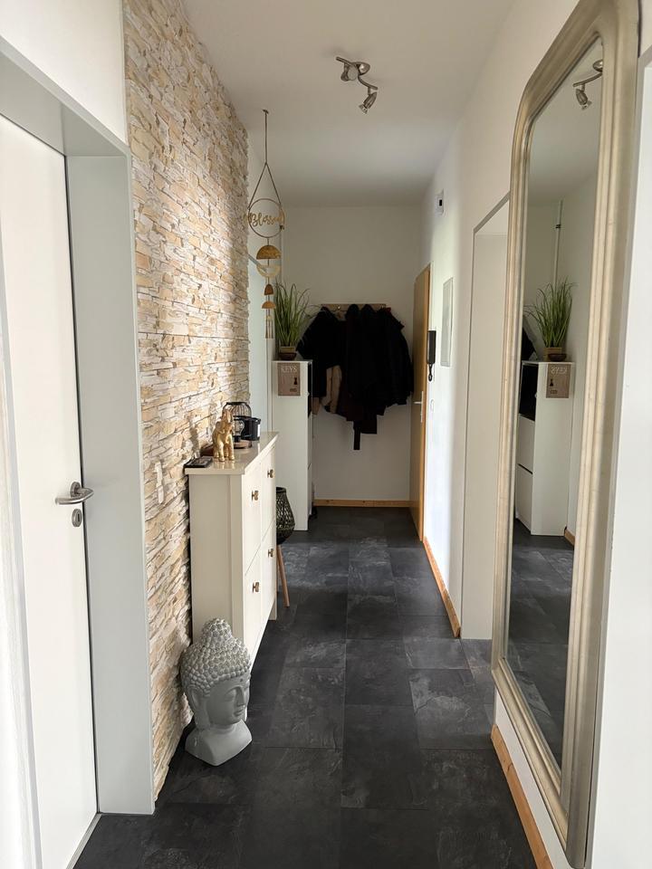 Helle 3-Zimmer-Wohnung mit Balkon, 72qm