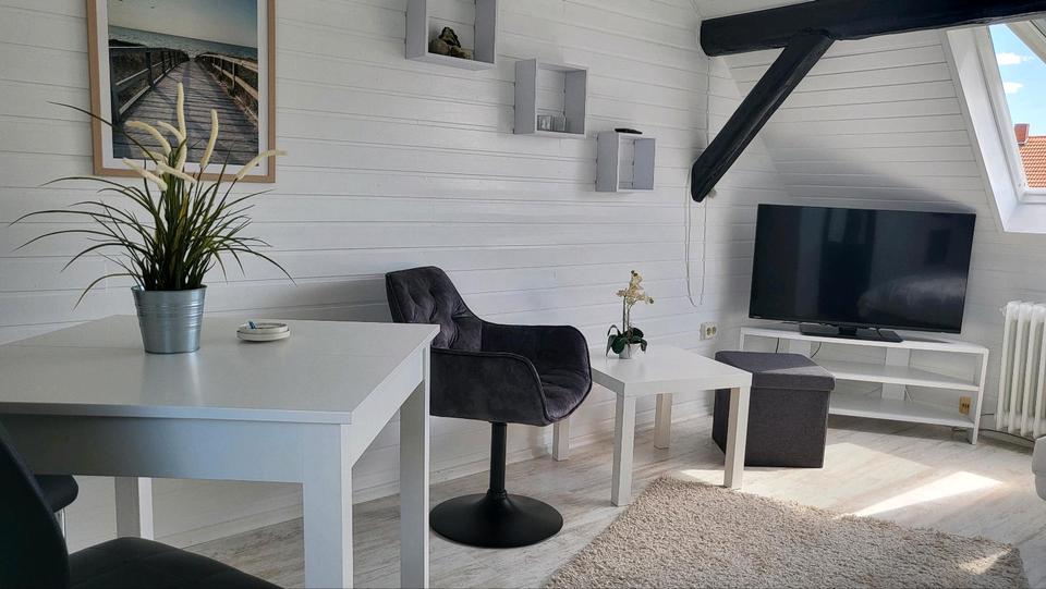 Dachgeschoßwohnung Salzgitter Ortschaft Nord - 1 Zimmer, 24 m&sup2;, 450&euro; | Angebot:26154412