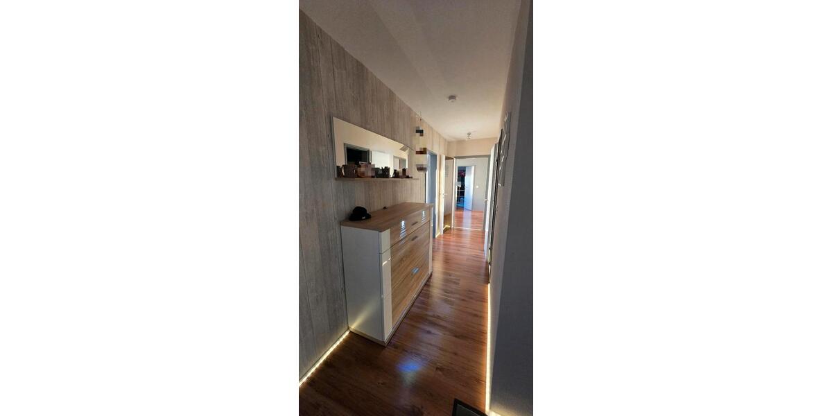 Dachgeschoßwohnung Braunschweig Lehndorf-Watenbüttel - 3.5 Zimmer, 80 m&sup2;, 269.000&euro; | Angebot:25842050