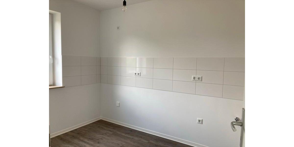 Frisch saniert: Willkommen im neuen Zuhause! 3 zimmer