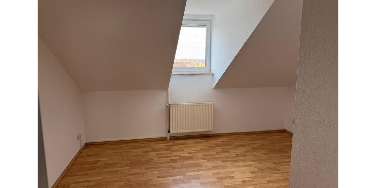 Etagenwohnung Braunschweig Broitzem - 3 Zimmer, 80 m&sup2;, 800&euro; | Angebot:26222895