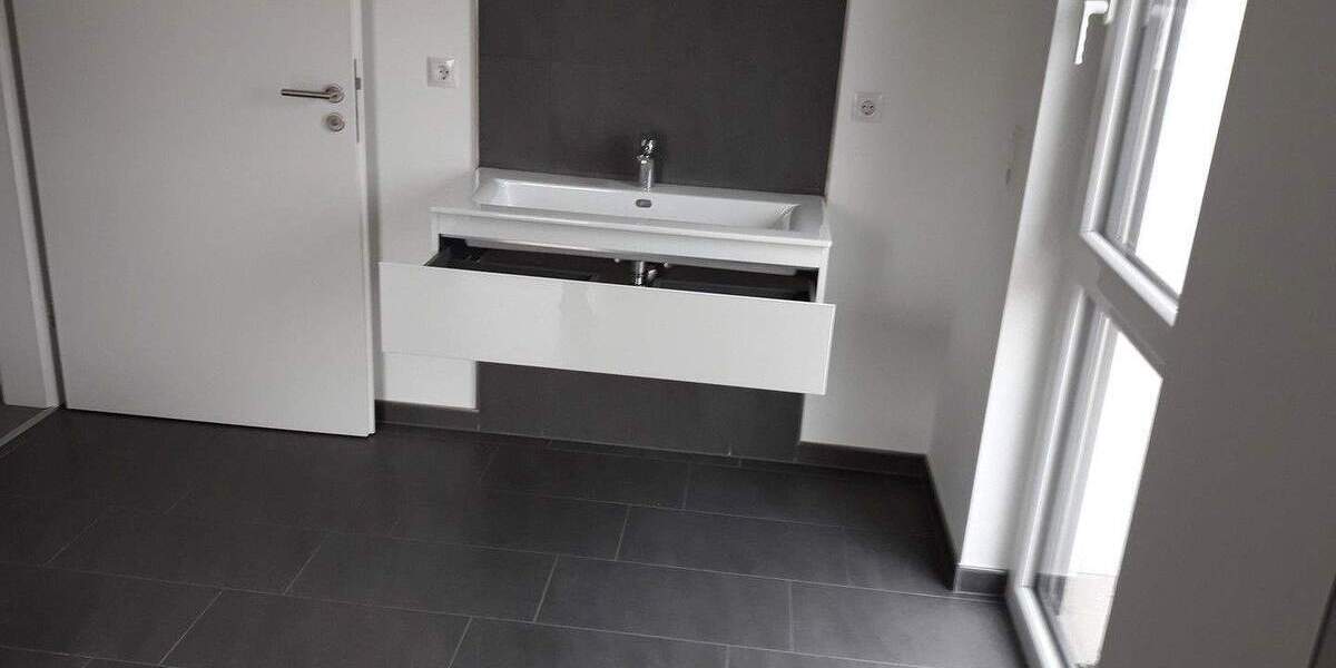 Einfamilienhaus Braunschweig Stöckheim - 3 Zimmer, 120 m&sup2;, 1.800&euro; | Angebot:25784546