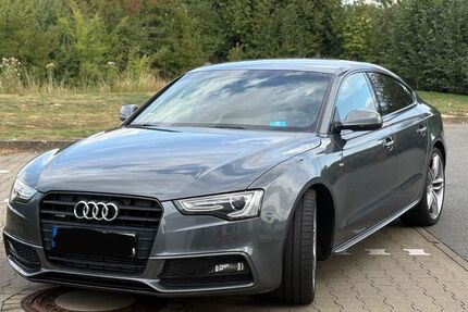 Audi A5 150.000 km 18.900 &euro; Vechelde 38159