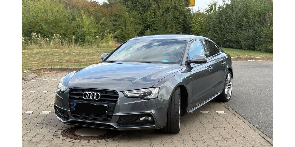 Audi A5 150.000 km 18.900 &euro; Vechelde 38159