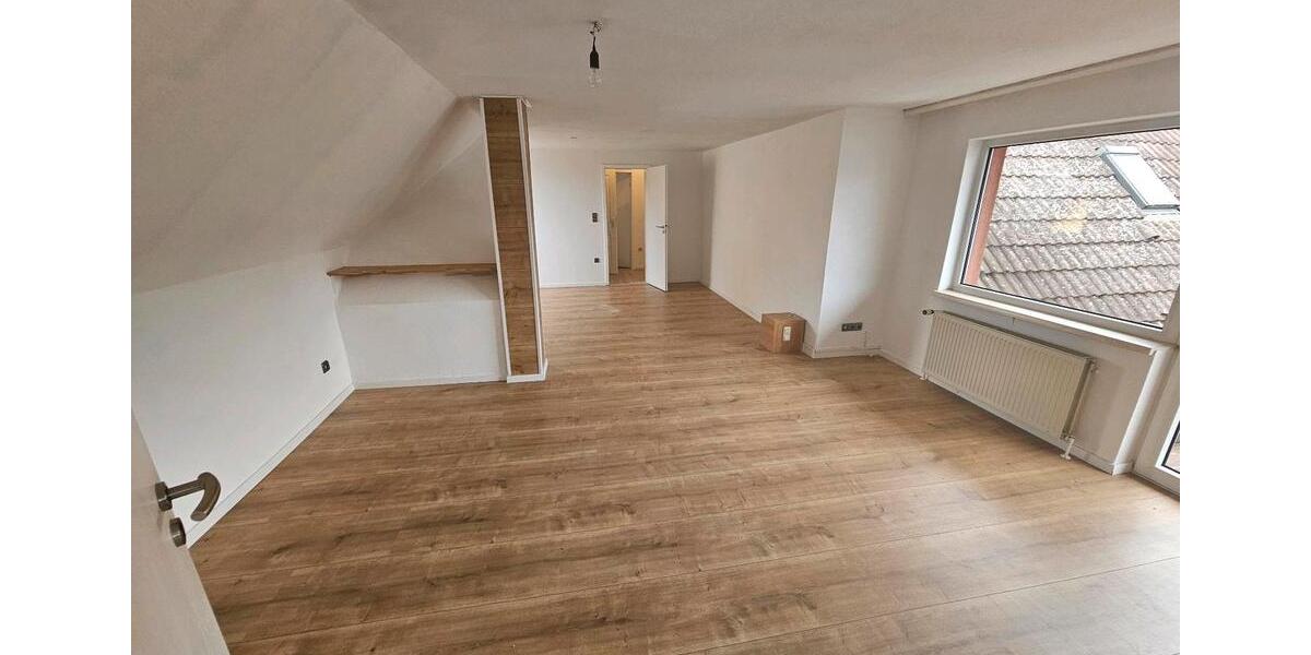 Etagenwohnung Schwülper - 4 Zimmer, 100 m&sup2;, 900&euro; | Angebot:24854494