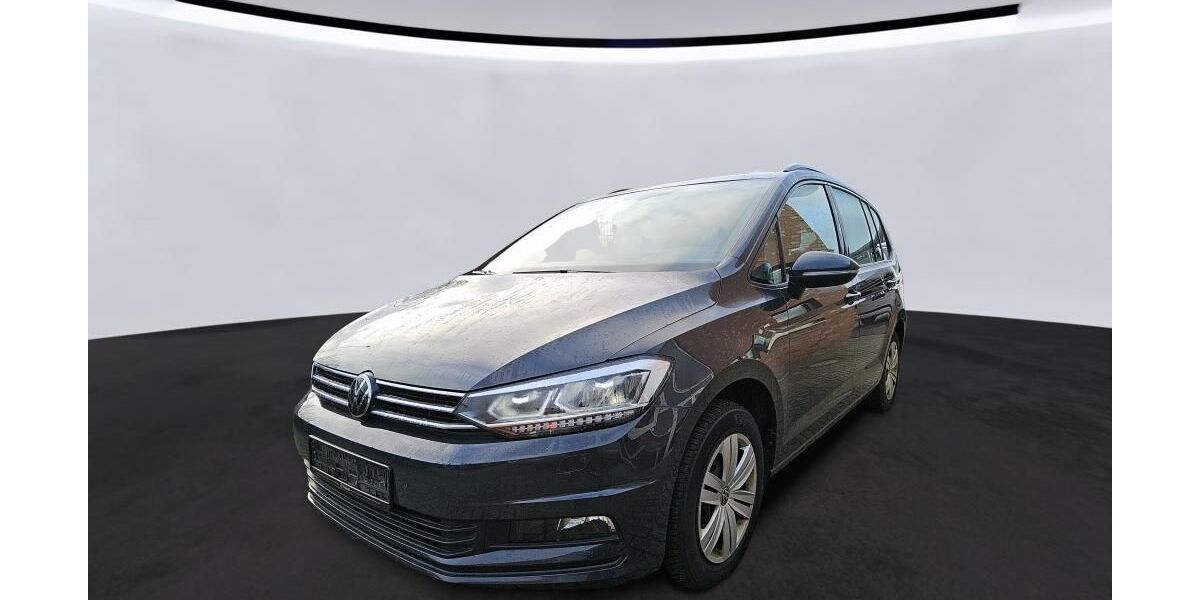 VW Touran 238.371 km 14.990 &euro; Vechelde 38159