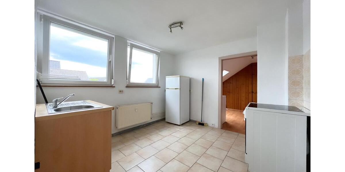Dachgeschoßwohnung Vechelde - 3 Zimmer, 85 m&sup2;, 850&euro; | Angebot:26125179