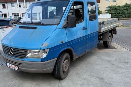 Mercedes-Benz Sprinter 275.000 km 3.490 &euro; Salzgitter 38229