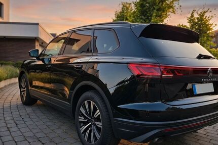 VW Touareg 36.019 km 49.900 &euro; sassenburg 38524
