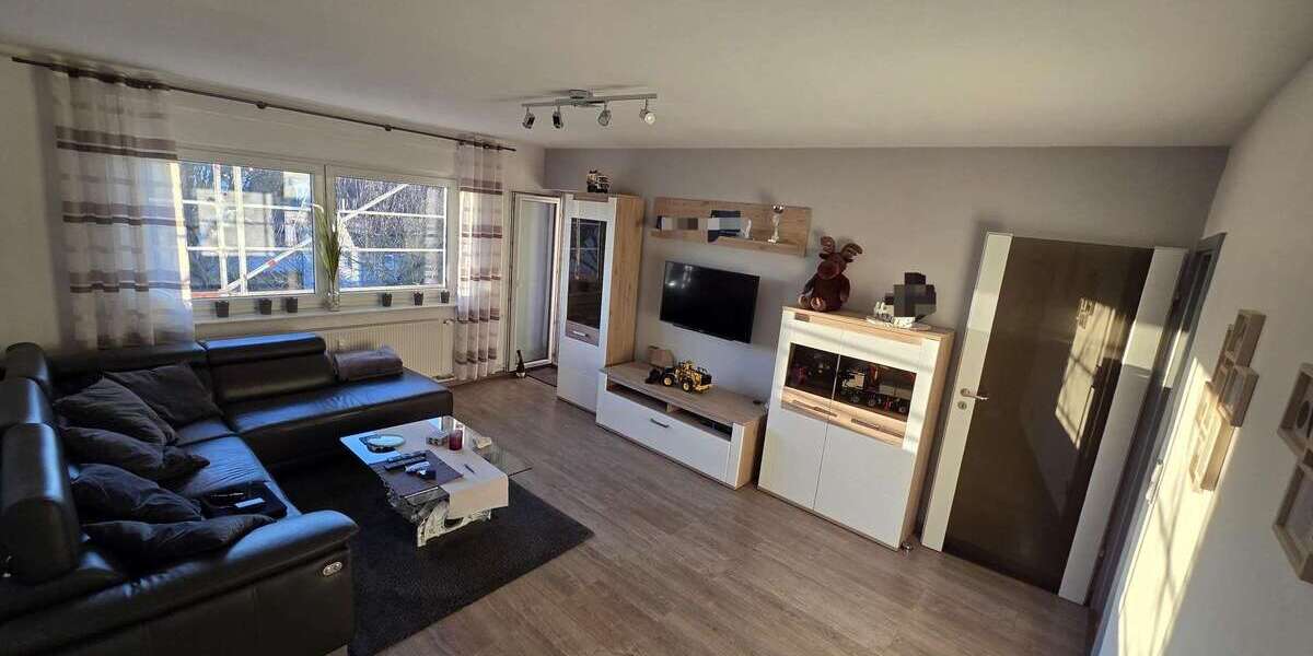 Etagenwohnung Braunschweig Lehndorf-Watenbüttel - 3.5 Zimmer, 80 m&sup2;, 249.000&euro; | Angebot:26422604