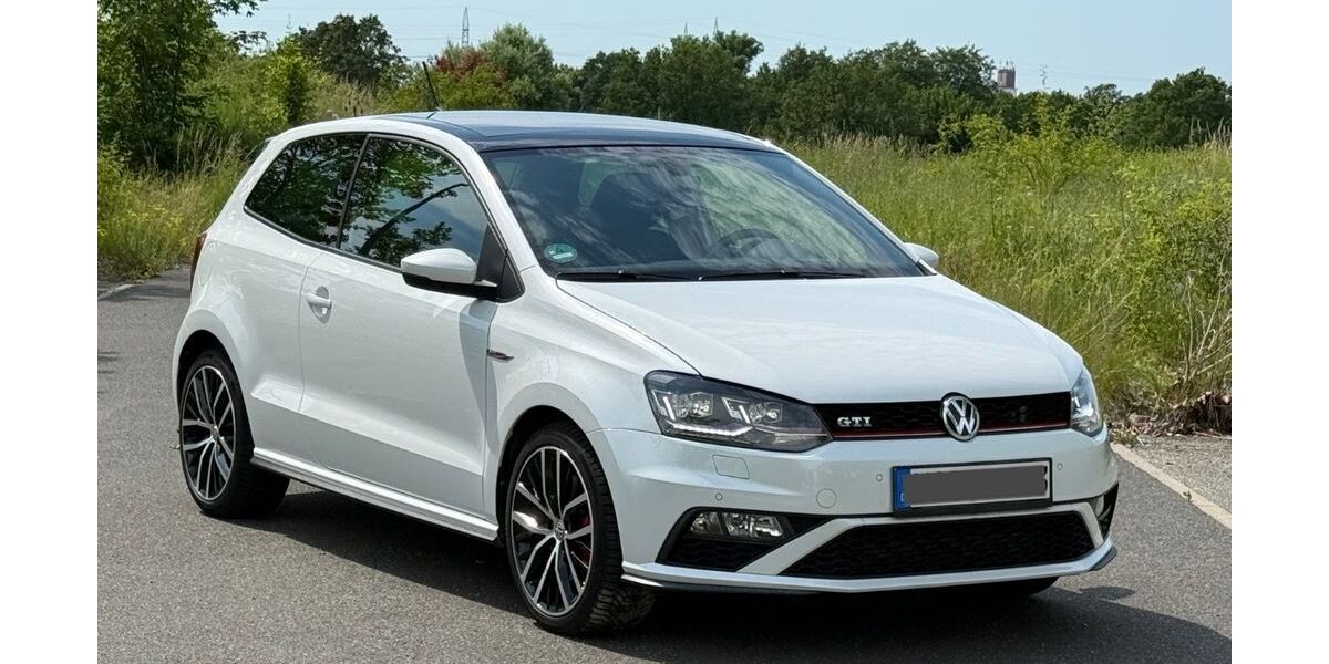 VW Polo 81.173 km 14.750 &euro; Wolfsburg 38442