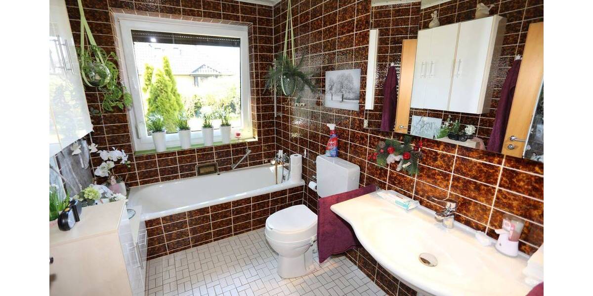 Mehrfamilienhaus, Wohnhaus Gifhorn - 8 Zimmer, 209 m&sup2;, 365.000&euro; | Angebot:26499070