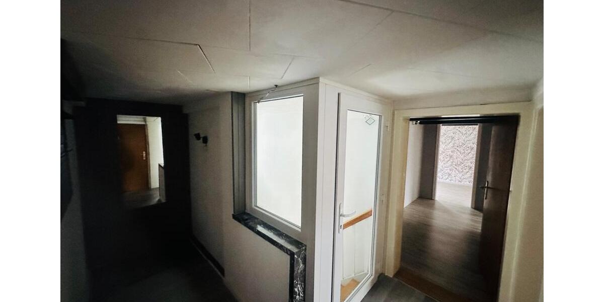 Etagenwohnung Liebenburg - 4 Zimmer, 170 m&sup2;, 760&euro; | Angebot:24576324