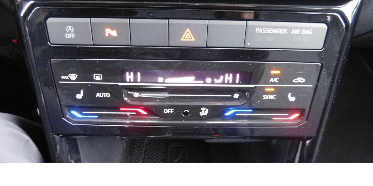 VW T-Cross 1.0 Life Move BMT TSI Klima Navi 19.400 km 18.690 &euro; Vordorf 38533