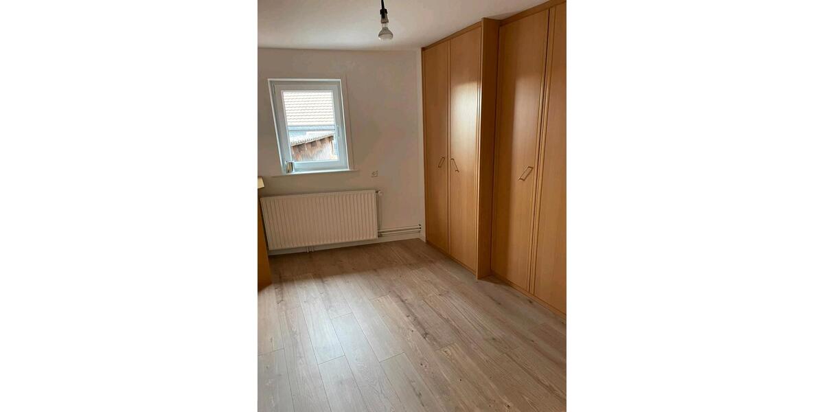 Bauernhaus, Landhaus Wolfsburg Detmerode - 6.5 Zimmer, 145 m&sup2;, 1.350&euro; | Angebot:23074044