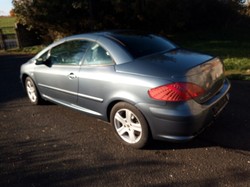 Peugeot 307 CC 91.000 km 4.200 € Helmstedt 38350