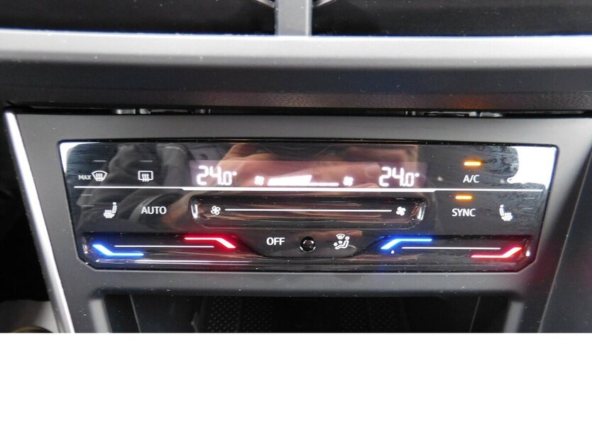 VW Taigo 1.0 TSI BMT Klima Navi LED 26.400 km 16.990 € Vordorf 38533