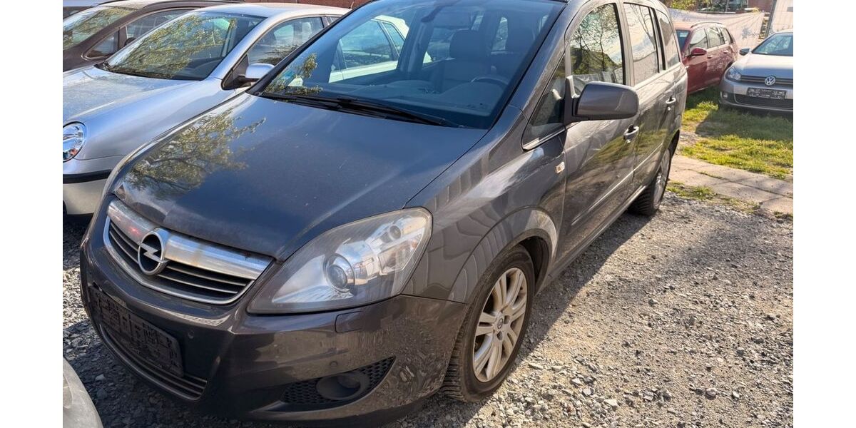 Opel Zafira 248.000 km 2.350 &euro; Adersheim 38304