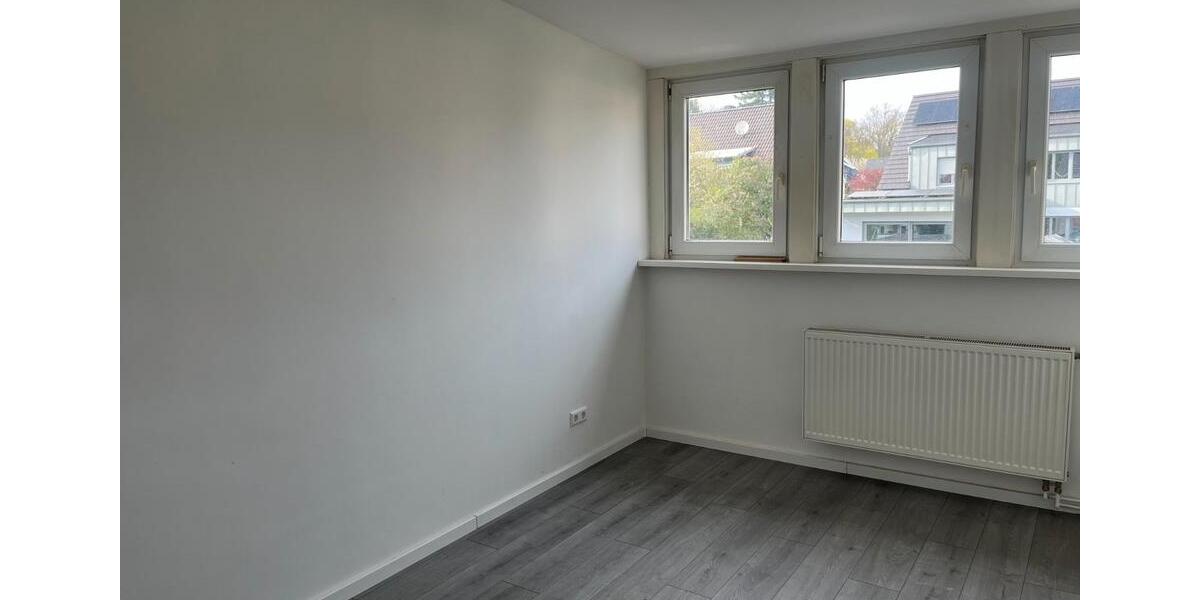 Dachgeschoßwohnung Wolfsburg Ehmen - 3 Zimmer, 68 m&sup2;, 610&euro; | Angebot:26337082