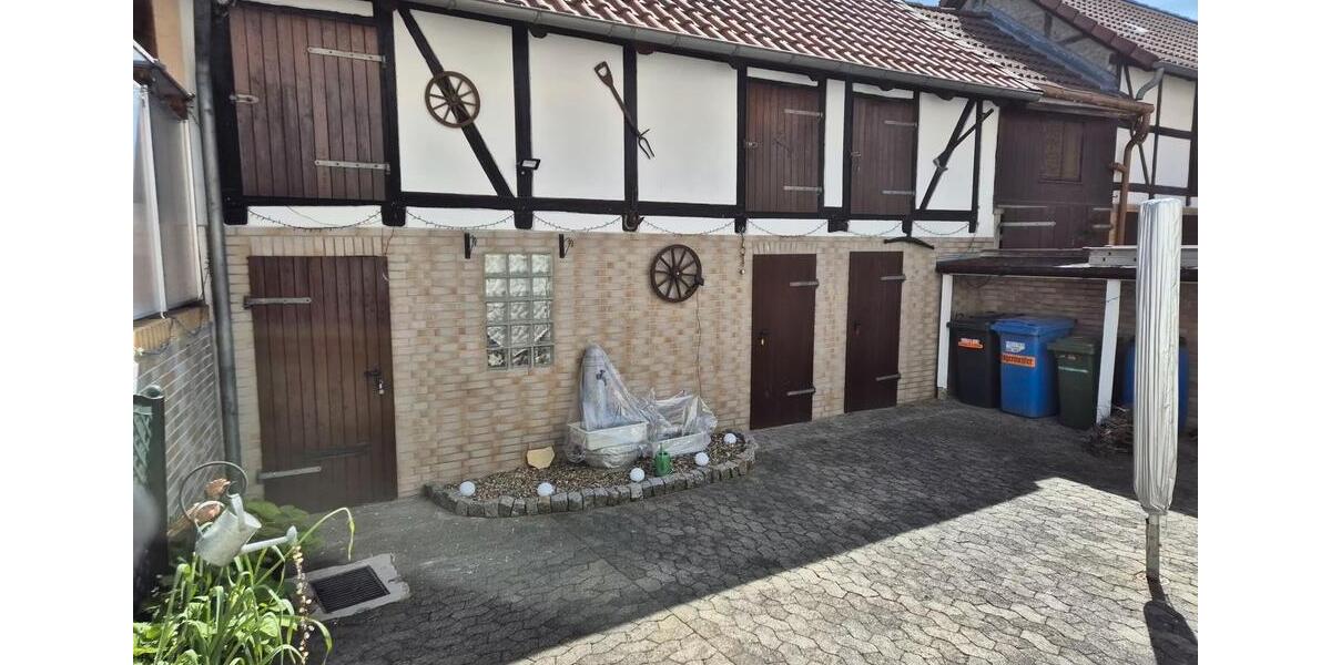 Mehrfamilienhaus, Wohnhaus Königslutter am Elm - 8 Zimmer, 172 m&sup2;, 195.000&euro; | Angebot:26647833
