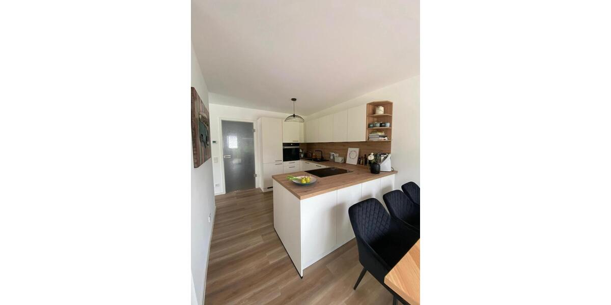 Erdgeschoßwohnung Schwülper - 4 Zimmer, 105 m&sup2;, 1.522&euro; | Angebot:25858318