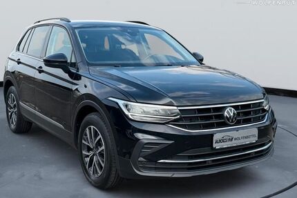 VW Tiguan 95.000 km 24.999 &euro; Wolfenbüttel 38304