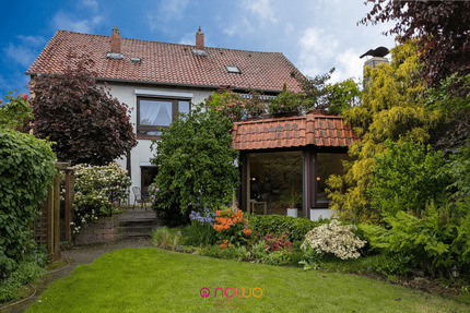Großzügiges EinfamilienhausGenerationenhaus mit großem Parkgrundstück in Rühme 7 zimmer