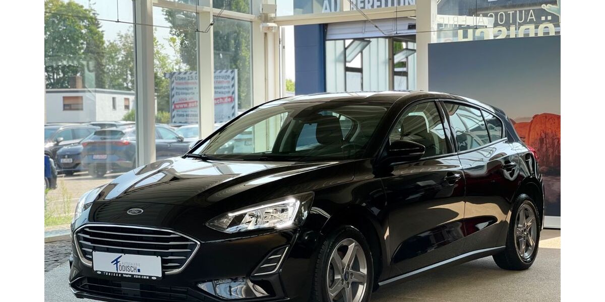 Ford Focus 49.987 km 15.990 € Salzgitter 38228