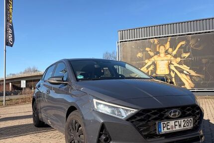 Hyundai i20 44.700 km 13.900 &euro; Sassenburg 38524