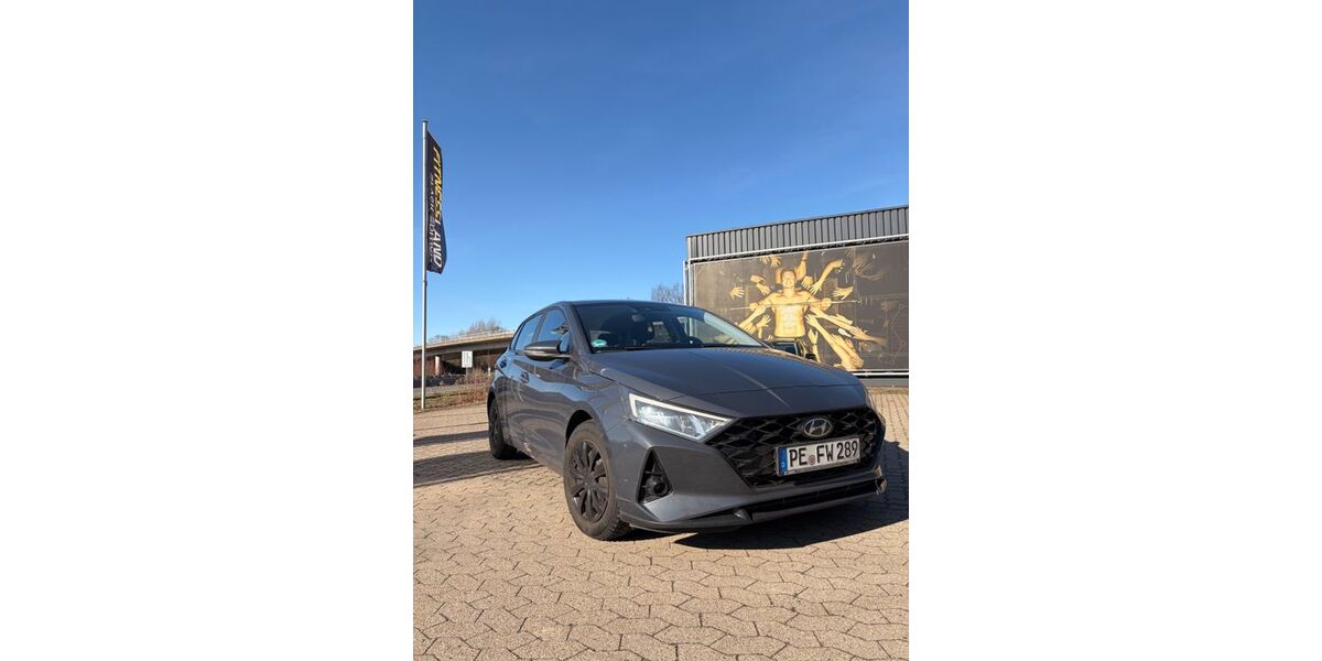 Hyundai i20 44.700 km 13.900 &euro; Sassenburg 38524
