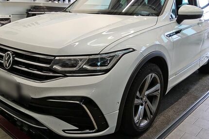 VW Tiguan 245.975 km 22.950 &euro; Vechelde 38159