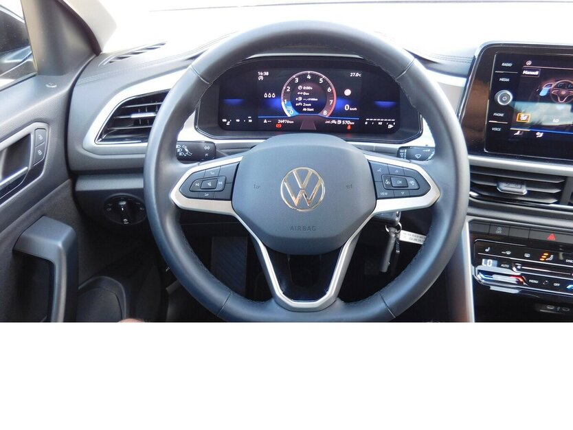 VW T-Roc 1.0 Life TSI BMT Navi Klima Alu 25.000 km 21.390 € Vordorf 38533