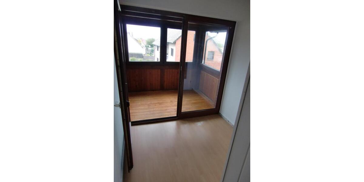 Dachgeschoßwohnung Söhlde - 4 Zimmer, 84 m&sup2;, 540&euro; | Angebot:25588597