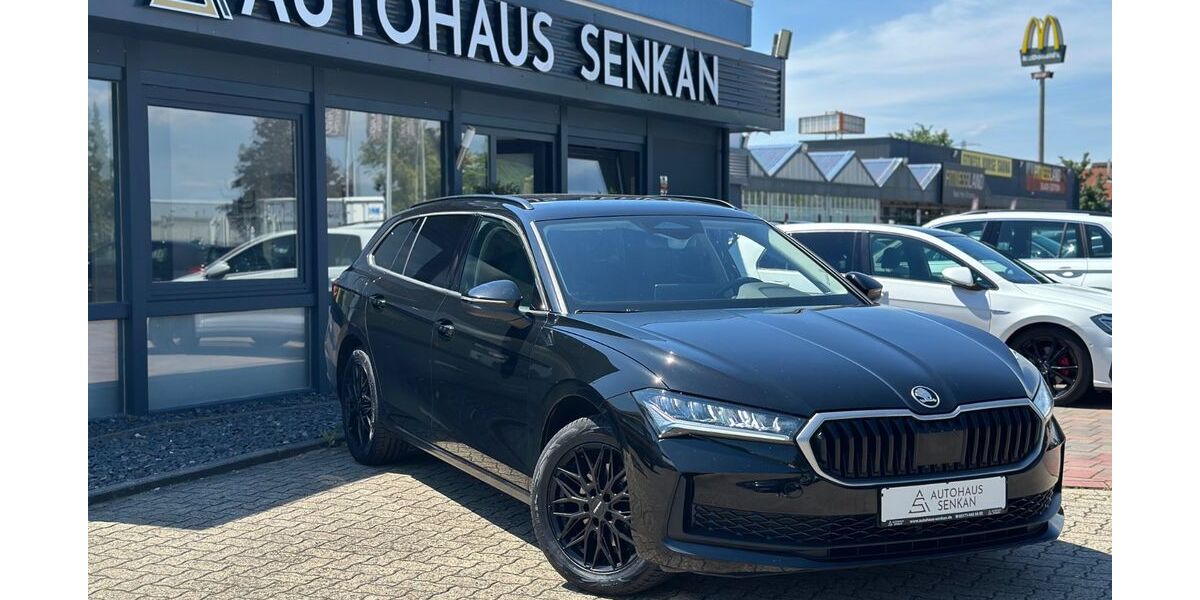 Skoda Superb 82.500 km 28.490 &euro; Peine 31228