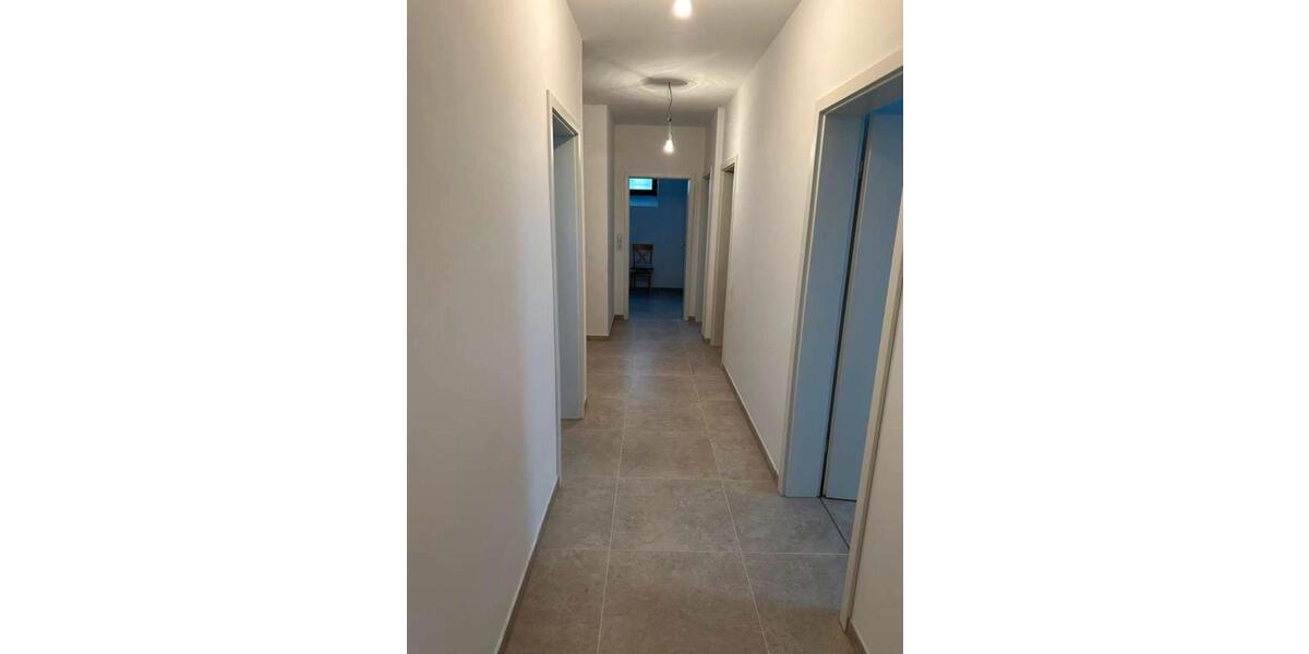 Doppelhaushälfte Salzgitter Ortschaft Südost - 11 Zimmer, 200 m&sup2;, 1.650&euro; | Angebot:24692580