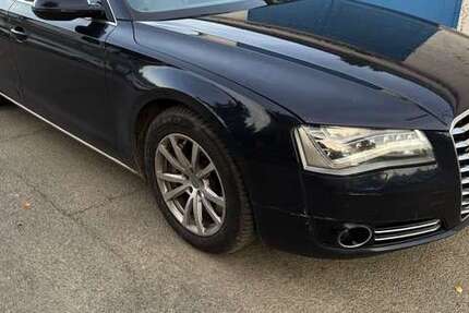 Audi A8 228.000 km 14.780 &euro; Braunschweig 38108