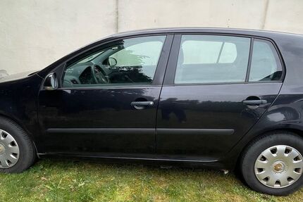 VW Golf 176.400 km 1.150 &euro; Schellerten 31174