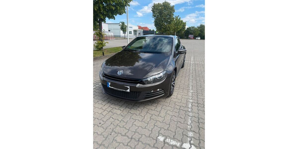 VW Scirocco 105.000 km 9.100 &euro; Braunschweig 38114
