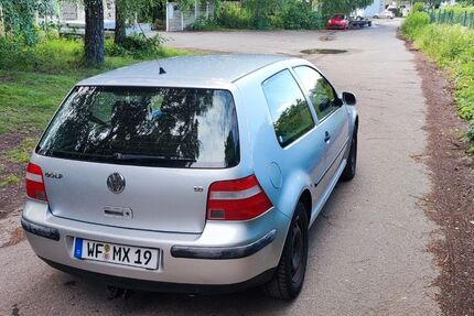 VW Golf 273.000 km 650 &euro; Braunschweig 38120