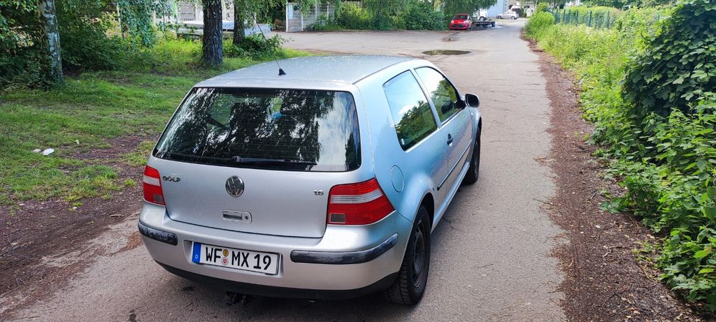 VW Golf 273.000 km 650 &euro; Braunschweig 38120