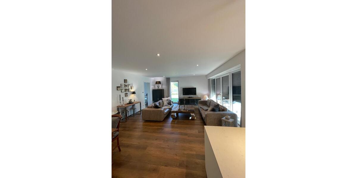 Erdgeschoßwohnung Wolfsburg - 4 Zimmer, 128 m&sup2;, 675.000&euro; | Angebot:24396381