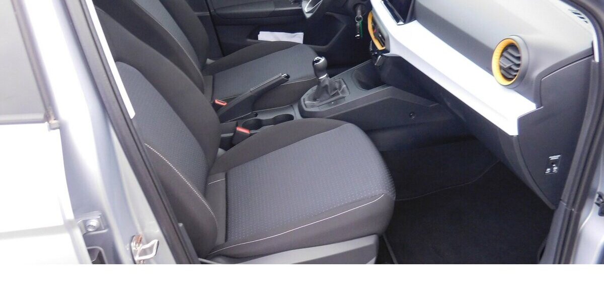 Seat Ibiza 1.0 Style TSI BMT 4Trg Navi Klima 13.700 km 15.690 &euro; Vordorf 38533