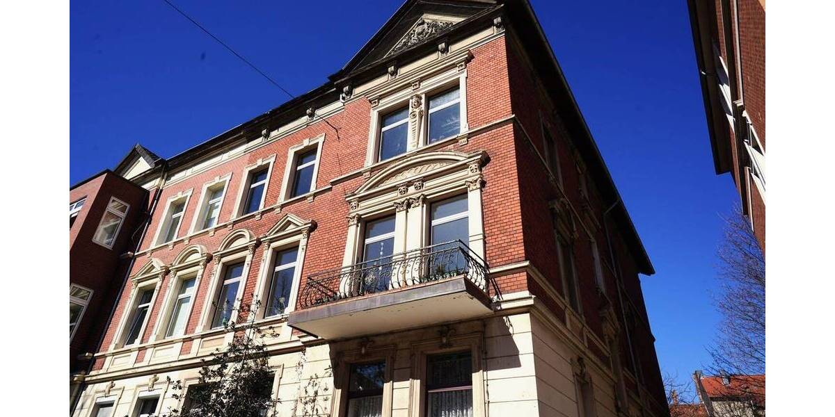 Mehrfamilienhaus mit 4 Wohnungen in bester Lage mit bezugsfreier Erdgeschosswohnung und Garten 1 zimmer