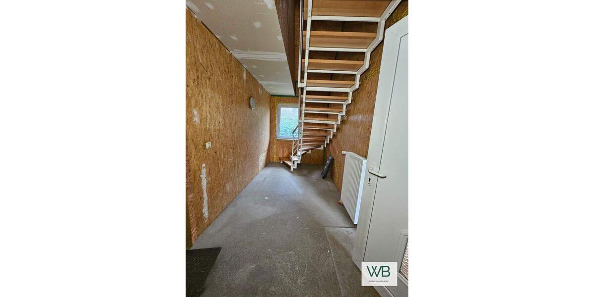 Mehrfamilienhaus, Wohnhaus Braunschweig / Waggum Waggum - 6 Zimmer, 135 m&sup2;, 197.500&euro; | Angebot:25736423