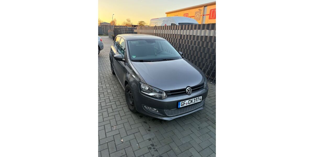 VW Polo 245.166 km 4.299 &euro; Hillerse 38543