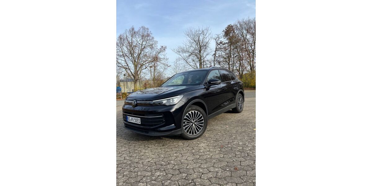 VW Tiguan 15.000 km 35.900 &euro; Braunschweig 38118