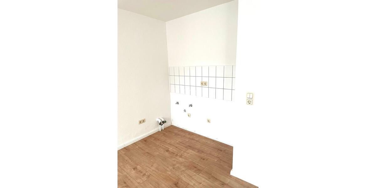 Wir erlassen Ihnen 2 Kaltmieten. Kleine Wohnung in Stadtnähe. 1 zimmer