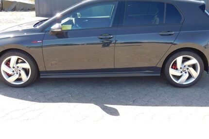 VW Golf 25.600 km 23.990 &euro; Vordorf 38533